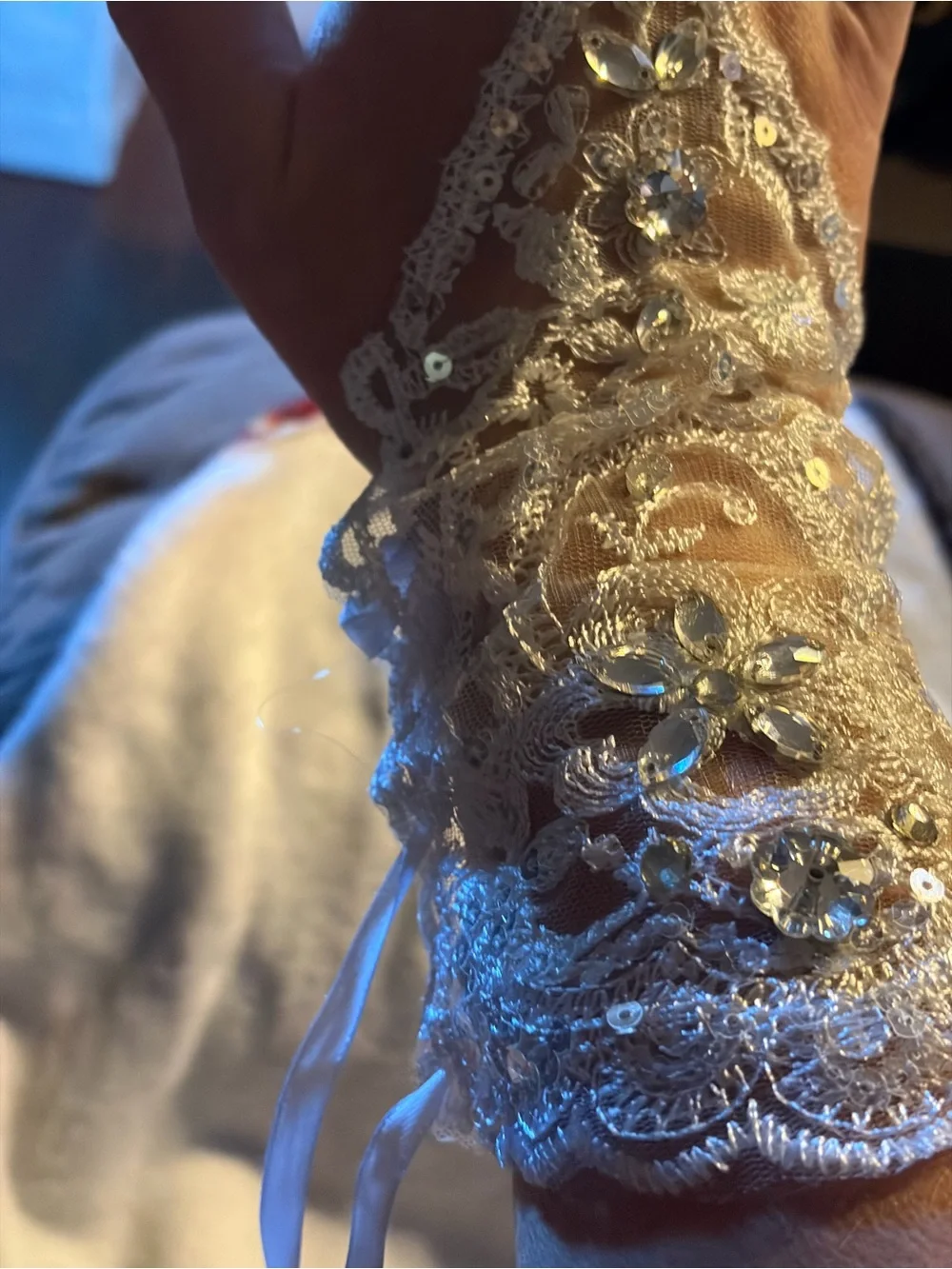 Ivory Beaded Lace Hand Gloves with Accent
